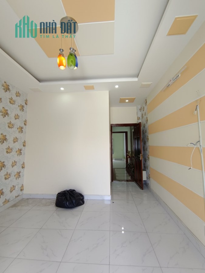 HXH THÔNG TÔ HIỆU 60m2 - KHU VIP LŨY BÁN BÍCH SÁT QUẬN 6 NHỈNH 4 TỶ TL