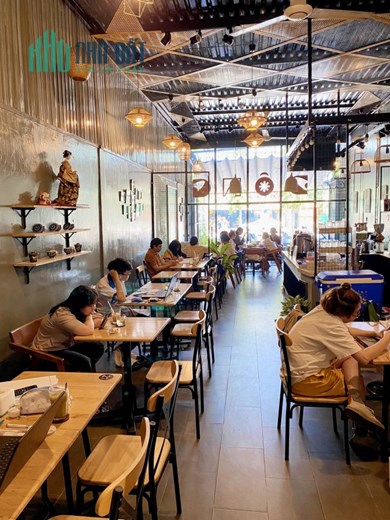 GẤPPP. . . Sang quán CAFE MẶT TIỀN NGUYỄN VĂN CỪ nối dài
