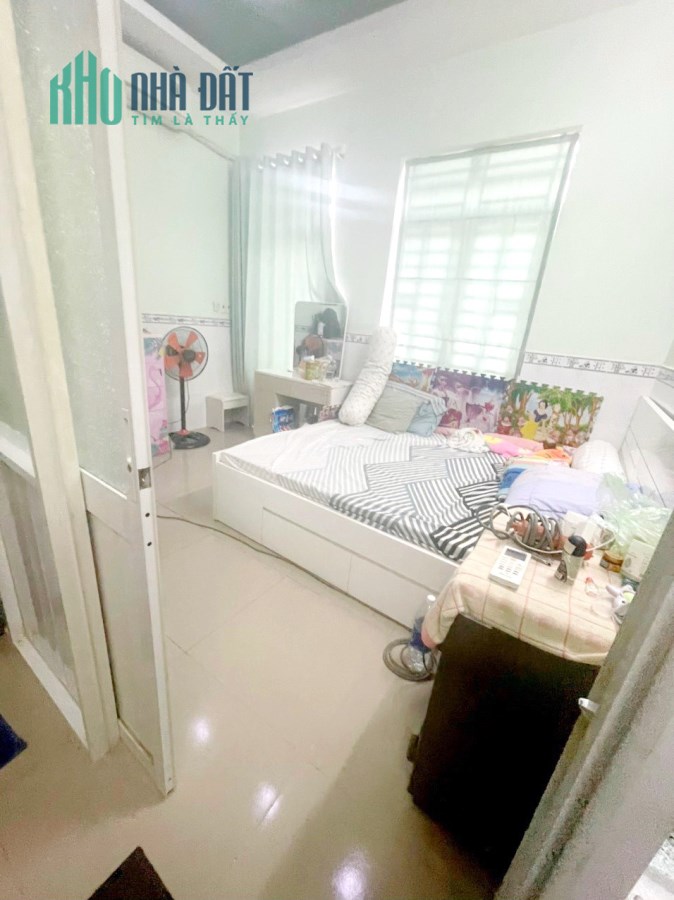 Bán hẻm thẳng Bùi Minh Trực 4 tầng Phường 5 Quận 8 giá 4 tỷ750