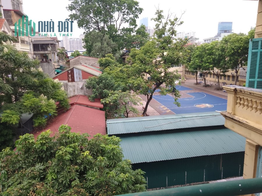 Nhà Phân khu cán bộ cao cấp- Nguyễn Khang 98 m chỉ nhỉnh 14 tỷ- ô tô vào nhà ngõ thông - gần sát