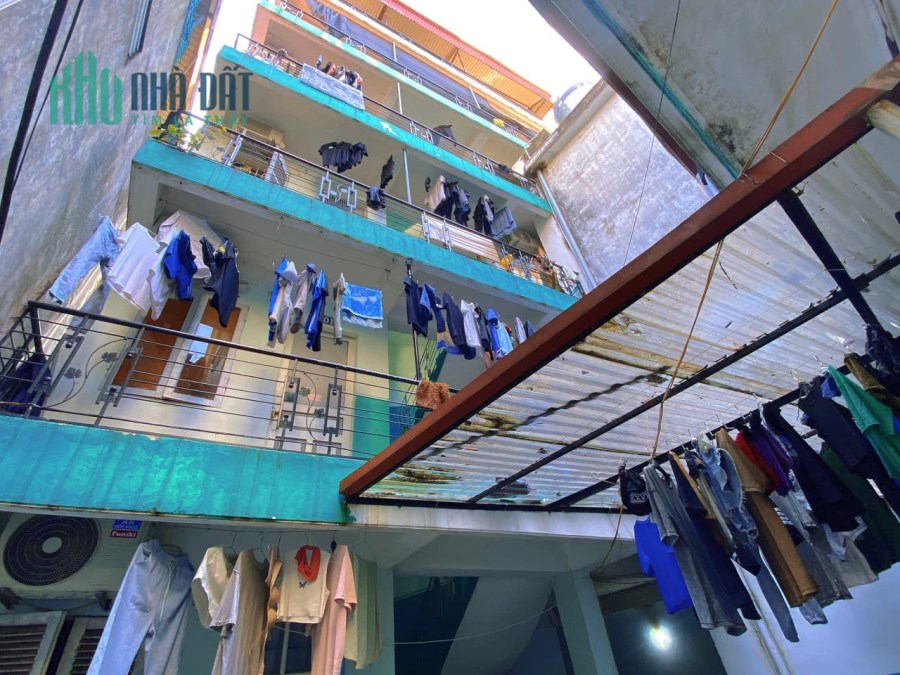 BÁN ĐẤT TẶNG TÒA CCMN 6 TẦNG, CẦU GIẤY, DT 173M2, 17 PHÒNG CHO THUÊ , GIÁ 75TR/M (13 TỶ)