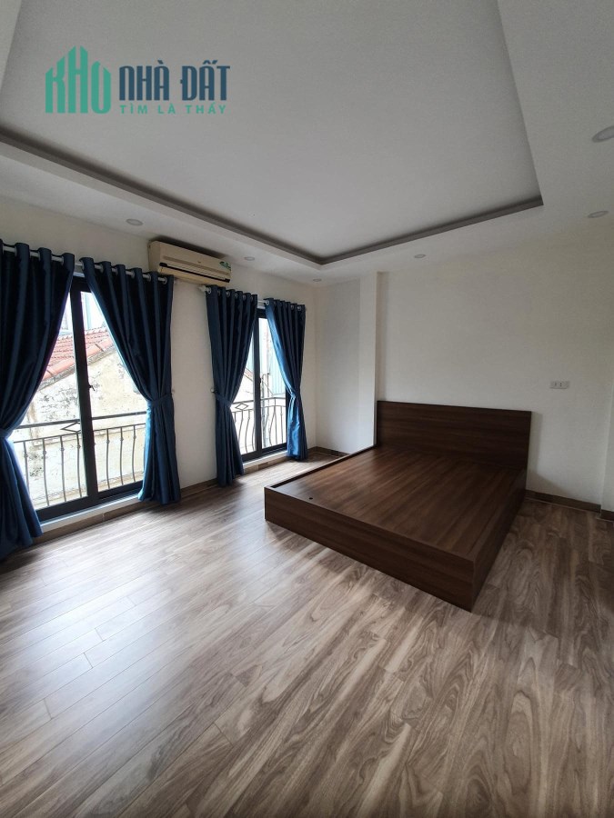 bán nhà đại từ hoàng mai phố- ngõ thẳng- nhà còn mới nguyên 5 tầng giá nhỉnh 4 tỷ nội thất cao cấp