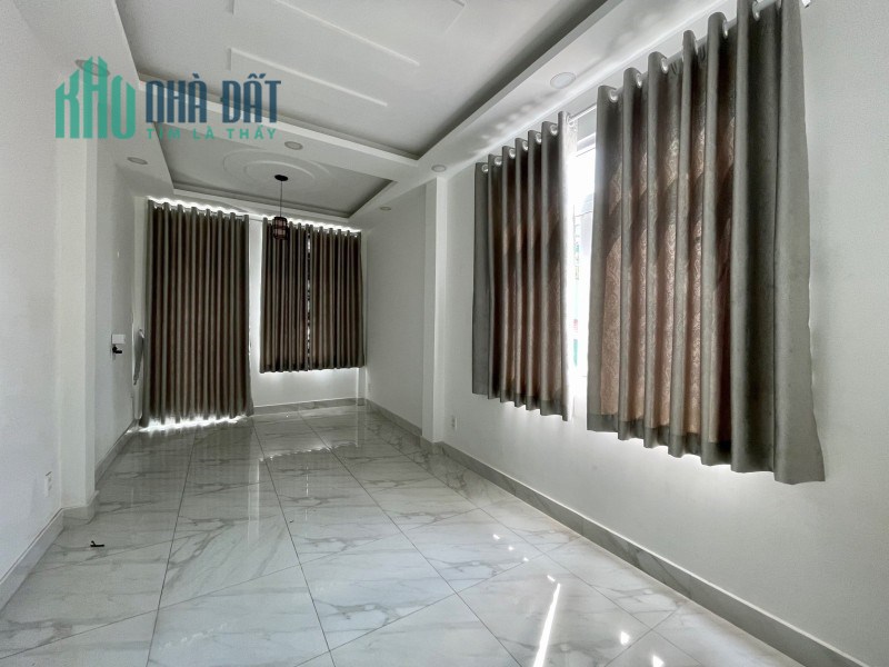 Bán Nhà Nguyễn Hữu Cảnh Bình Thạnh 4 Tầng Ngộp Giảm 2 Tỷ