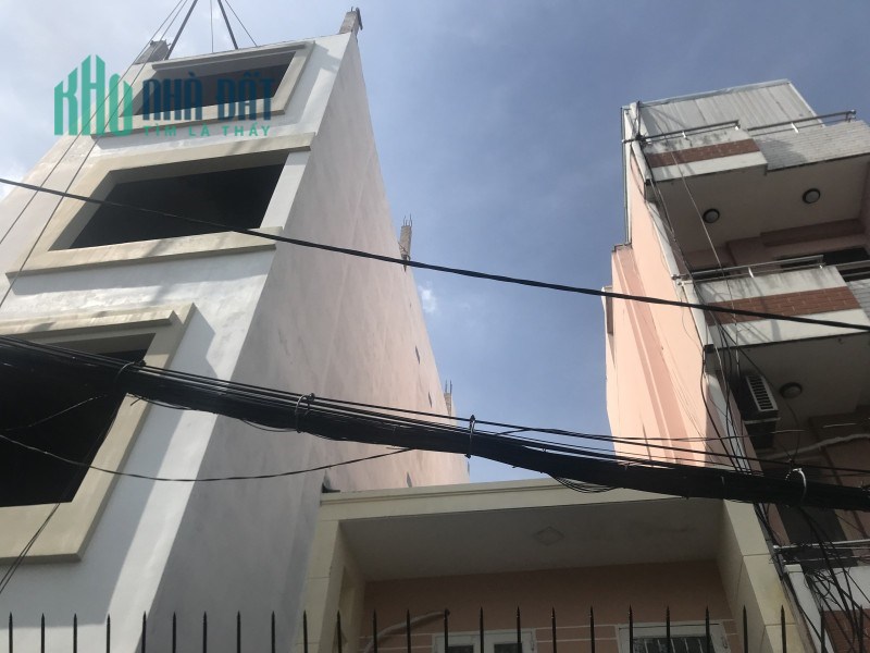 Bán Nhà Lê Quang Định Gò Vấp 105m2 Ô Tô Đổ Cửa Giá 7 Tỷ 8