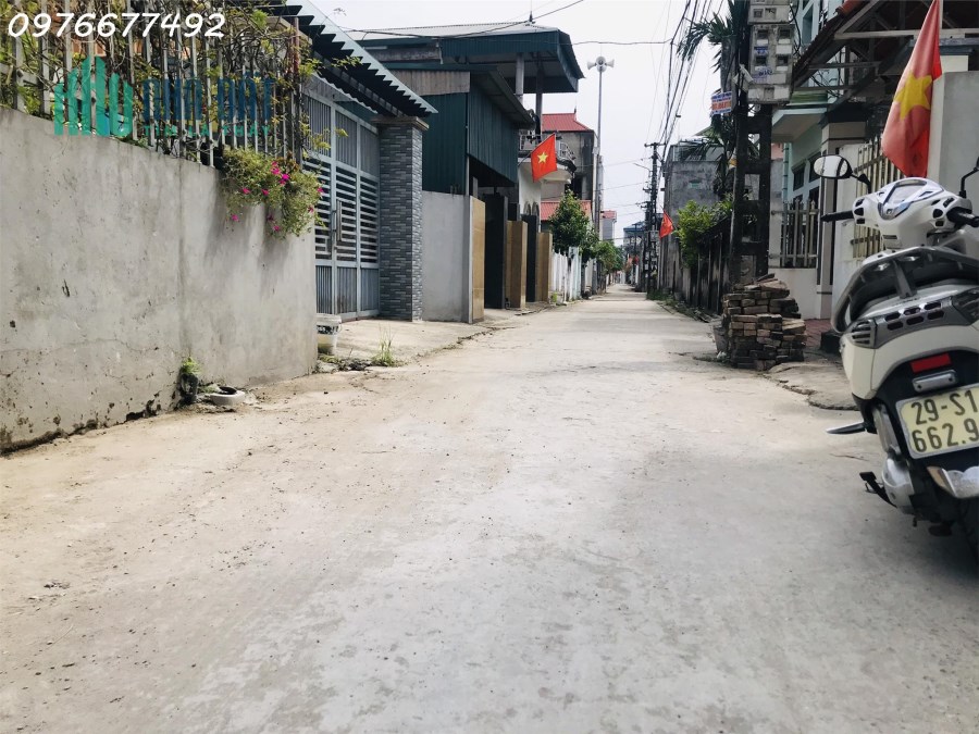 Sổ mới tinh sẵn sang tên 86m Đường Yên-Xuân Nộn đường thông 4.5m giá đẹp