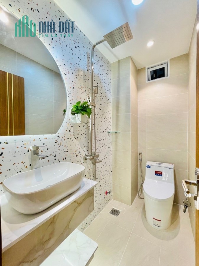 Bán nhà HXH Hoàng Hoa Thám, Bình Thạnh, đẹp lung linh, 5 tầng, 30m2, 6.95 tỷ TL