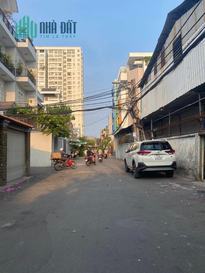 MẶT TIỀN ĐƯỜNG -ÔTÔ TRÁNH NHAU THOẢI MÁI-CHỦ NGỘP CẦN BÁN-
TRẦN XUÂN SOẠN PHƯỜNG TÂN KIỂNG QUẬN 7