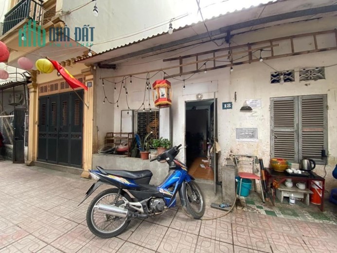BÁN ĐẤT RIÊNG PHỐ VĂN CAO, PHÂN LÔ, Ô TÔ TRÁNH, 42M2, GIÁ 6.7 TỶ
