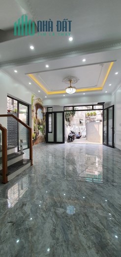 Bán nhà đường Miếu Hai Xã, diện tích 52m hướng Đông Bắc, mới tinh, GIÁ 2.35 tỉ