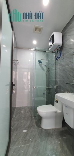 Bán nhà đường Miếu Hai Xã, diện tích 52m hướng Đông Bắc, mới tinh, GIÁ 2.35 tỉ