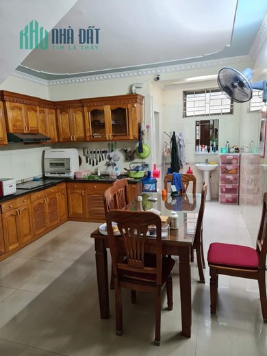 Bán nhà phố Kiều Sơn, 60m 3.5 tầng, sân cổng riêng GIÁ 2.65 tỉ