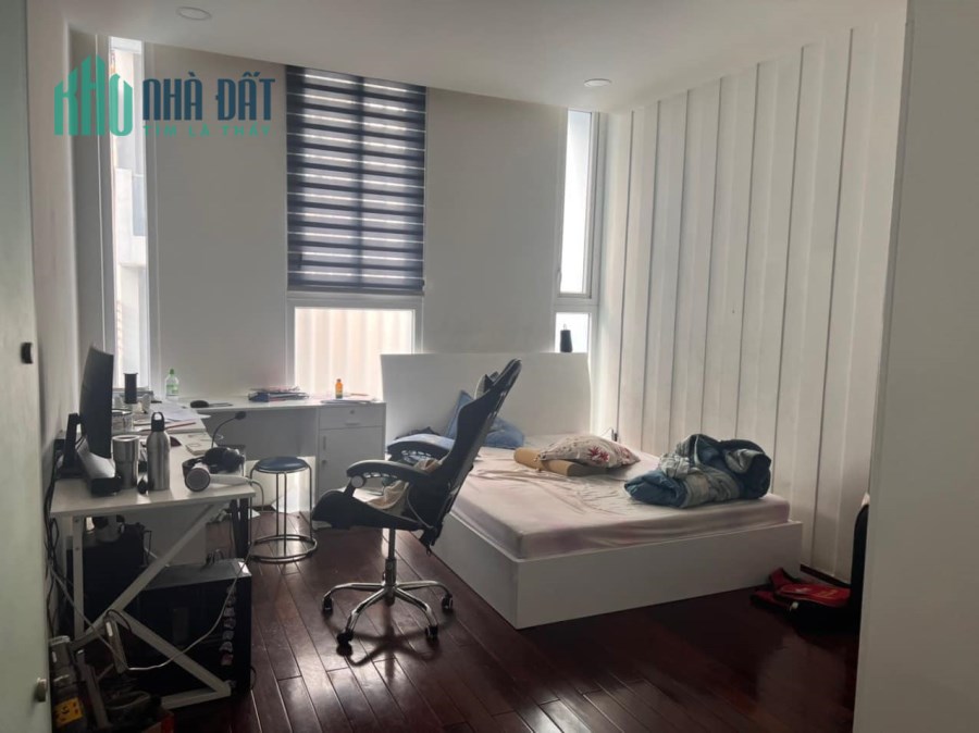 NHÀ MẶT TIỀN 4 LẦU ĐƯỜNG SỐ -P.TÂN PHÚ Q7-CHỦ CẦN BÁN GẤP GIẢM SÂU 1 TỶ5-GIÁ CHỈ CÒN 11 TỶ3