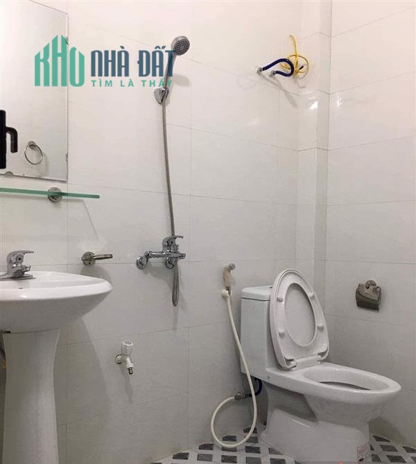 Bán nhà mặt đường Nam Trung Hành, 71m 3 tầng, giá vô địch 3.7 tỉ