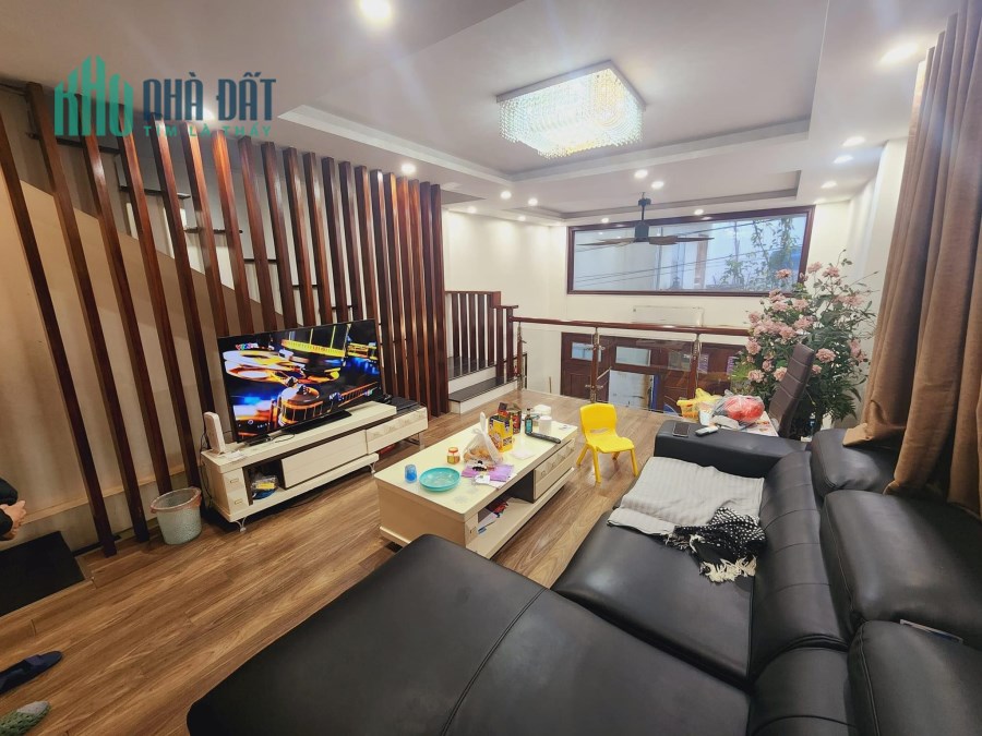 bán nhà  Nguyễn Văn Cừ, 48m x 5 tầng, ngõ ôtô thông Nguyễn Văn Cừ-Ngọc Lâm,