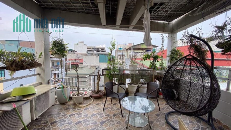 rẻ tụt quần ! nhà gần mặt phố hoàng ngân oto vào nhà 52m 5t nhỉnh 7ty.