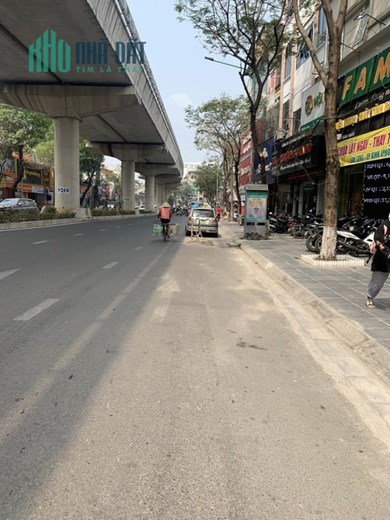 SIÊU PHẨM MẶT PHỐ XUÂN THỦY 135M2, 4T, VỈA HÈ, KINH DOANH SẦM UẤT, GIÁ 37,8 TỶ.