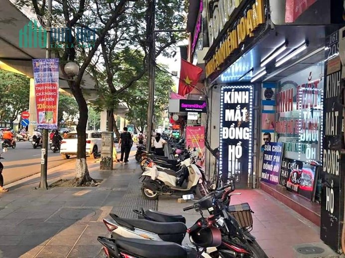 SIÊU PHẨM MẶT PHỐ XUÂN THỦY 135M2, 4T, VỈA HÈ, KINH DOANH SẦM UẤT, GIÁ 37,8 TỶ.