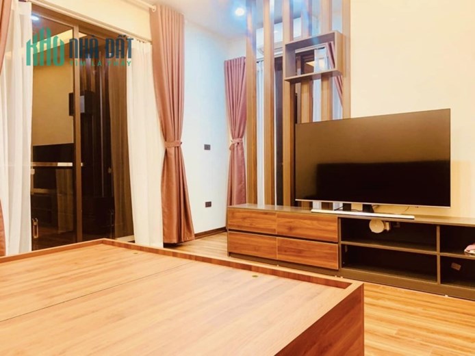 Bán Nhà Riêng Hàng Xóm Khu 7.2ha, Phường Vĩnh Phúc, Quận Ba Đình. Diện tích 95m2 x 6 Tầng Thang