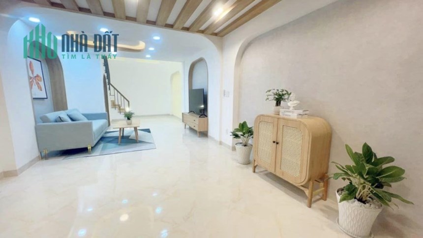 Bán gấp nhà Nơ Trang Long, Bình Thạnh, 40m2, 3 tầng, chỉ 5 tỷ