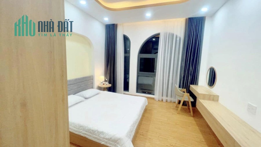 Bán gấp nhà Nơ Trang Long, Bình Thạnh, 40m2, 3 tầng, chỉ 5 tỷ