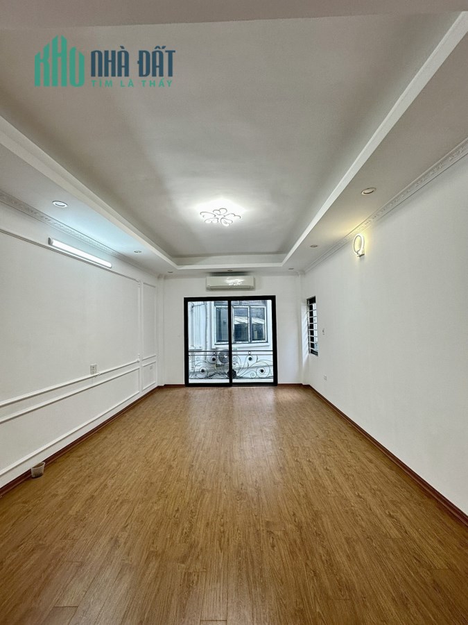 HOT hơn mùa hè : Bán nhà BẠCH MAI thông số VIP , 68m2 , chỉ 4,6 tỷ , mặt tiền dài tận 4,6m