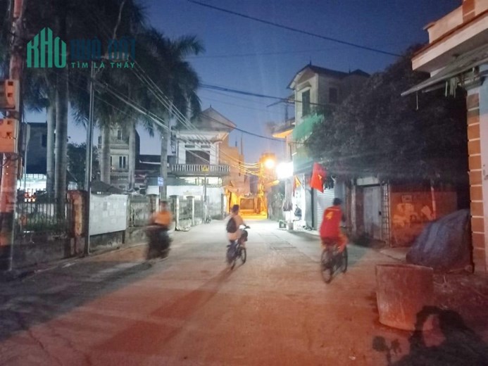Bán nhà Đại Cát Liên Mạc,lô góc,gần ô tô tránh,nhà hai mặt tiền,ngõ rộng 2m,75m2, 2 tầng,mt:4,7m