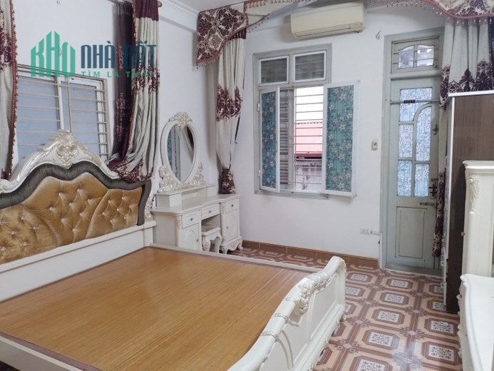 Bán nhà ngõ 192 lê Trọng Tấn Hoàng Mai 35m 5 tầng mặt tiền 4m ngõ thông Ô TÔ đỗ cửa nhỉnh 4 tỷ lh