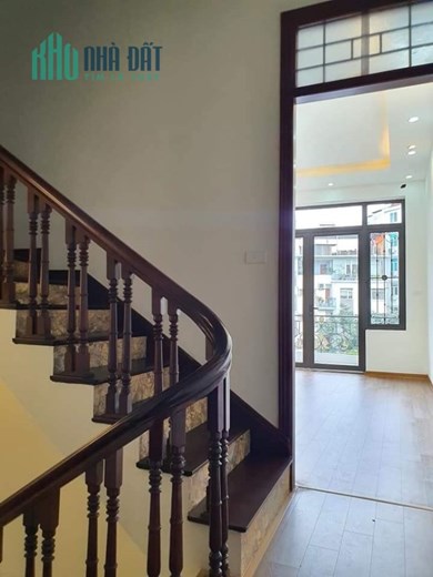 Bán nhà Võ Thị Sáu, Hai Bà Trưng 60m*5 Tầng View Hồ giá 13.8 Tỷ