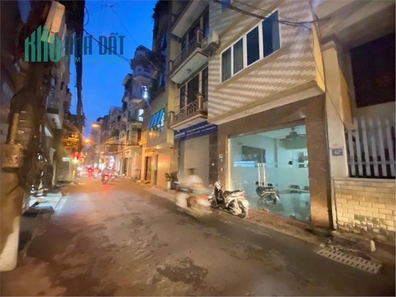 BÁN NHÀ PHỐ ĐẸP - GIÁ CỰC RẺ - CHỈ CÓ DUY NHẤT 1 CĂN
