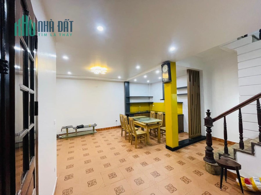 Bán nhà thanh đàm - Hoàng mai 40m2 * 4 Tầng giá 2.85 Tỷ
