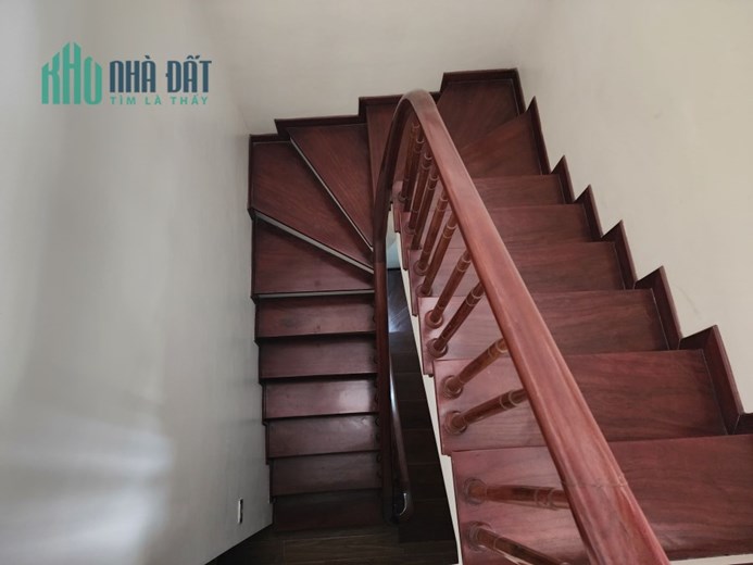 BÁN NHÀ NGUYỄN KHÁNH TOÀN CẦU GIẤY, 2 THOÁNG, KINH DOANH, ÔTÔ SÁT NHÀ, 45M2 GIÁ CHỈ 6TỶ
