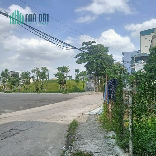 THỬA ĐẤT HIẾM  NGỌC THỤY, MẶT TIỀN RỘNG,  Ô TÔ ĐỖ CỬA, NGÕ THÔNG, SÁT CÔNG VIÊN,