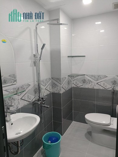 CHÍNH CHỦ BÁN Căn Nhà HXH Đẹp Tại Đường Tân Hóa, Quận 6,