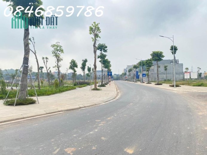 BÁN ĐÁT LÔ GÓC,OTO TRÁNH NHAU,134M2,MT 7M,KD ĐỈNH,NHỈNH 1 TỶ,SÔNG CÔNG THÁI NGUYÊN-0846859786