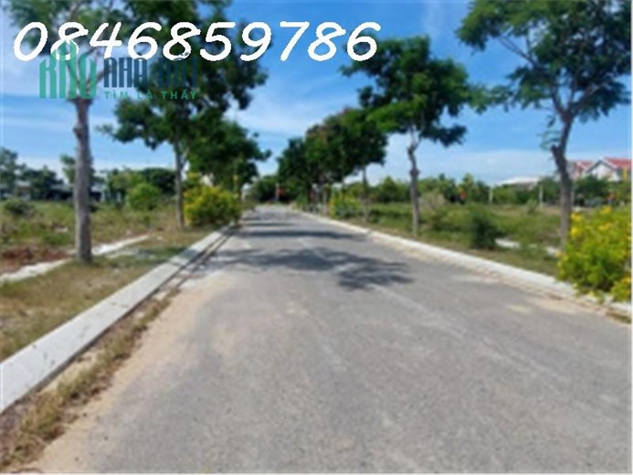 BÁN ĐÁT LÔ GÓC,OTO TRÁNH NHAU,134M2,MT 7M,KD ĐỈNH,NHỈNH 1 TỶ,SÔNG CÔNG THÁI NGUYÊN-0846859786