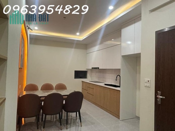 NHÀ MỚI Ở NGAY ĐƯỜNG LÁNG, GẦN Ô TÔ, Ô CHỜ THANG MÁY, CHỈ 7.2 TỶ