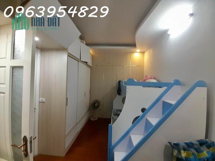 NHÀ ĐẸP PHỐ HOÀNG CẦU, GARA Ô TÔ, Ô TÔ TRÁNH, KINH DOANH ĐỈNH, CHỈ 12.2 TỶ