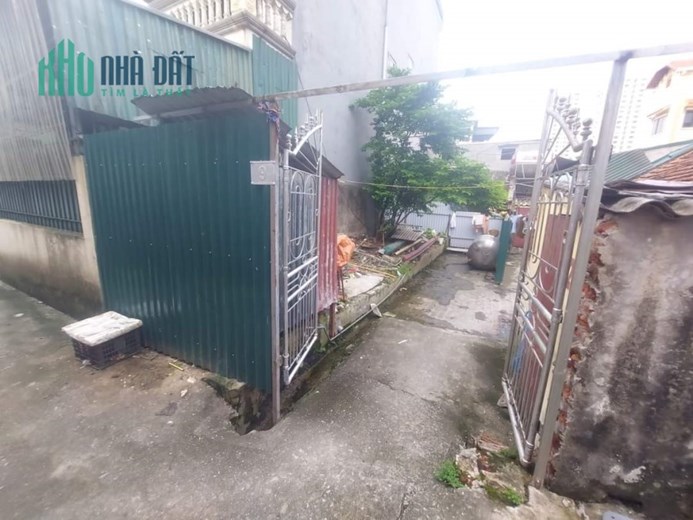 CẦN GẤP: BÁN ĐẤT THẠCH BÀN - NGỌC TRÌ - LONG BIÊN GẦN CHỢ GẦN Ô TÔ 2,9 TỶ