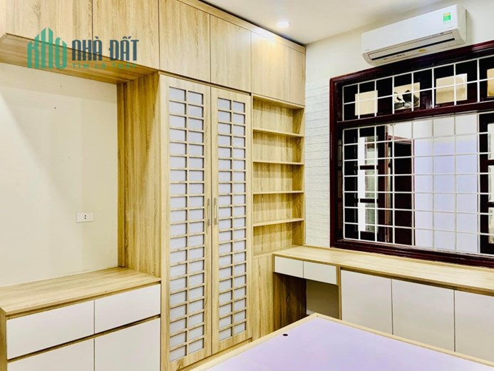 BÁN NHANH CĂN VIP ĐỐNG ĐA -LÔ GÓC -DÂN TRÍ CỰC CAO - FULL NỘI THẤT- 140M2- GIÁ CHỈ 3.65 TỶ