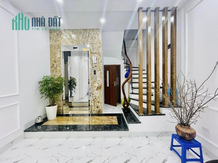 BÁN NHÀ THANH XUÂN PHỐ CÙ CHÍNH LAN, 40M, 8T, MT 4M, NHÀ ĐẸP, Ở NGAY, GARA OTÔ, 11 TỶ, 0937651883.