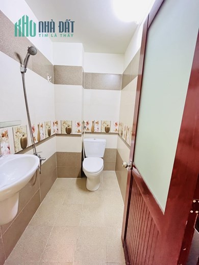 Nhà 4 Tầng- Hẻm 6m- Lê Văn Khương- Quận 12- Chỉ Nhỉnh 4 tỷ.
