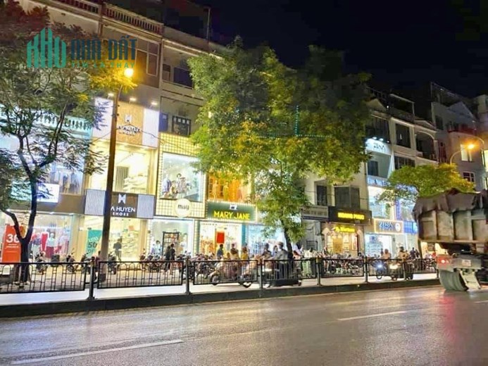 SIÊU PHẨM MẶT PHỐ CHÙA BỘC BAO RẺ NHẤT PHỐ 120M2, 5T, VỈA HÈ, KINH DOANH KHỦNG, 47.8 TỶ