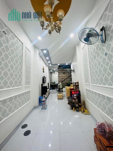 Giảm 1,5 tỷ. Nhà HXH Hoàng Hoa Thám, P5, Bình Thạnh, 95m2, full nội thất, chỉ còn 6tỷ900