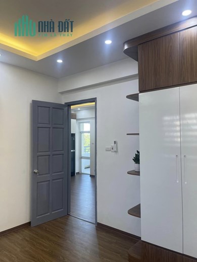 Bán Căn Chung Cư CT3A Số 10 Đại Lộ Thăng Long 90 m2 .