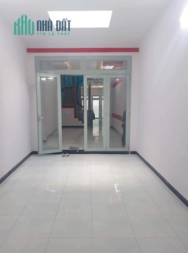 CHO THUÊ nhà nguyên căn 2 tầng Nguyễn Trọng Tuyển Quận Phú Nhuận – Giá thuê 20 triệu/tháng gần ngã
