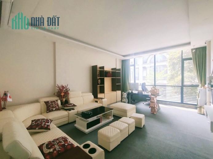 60MX5T NGUYỄN CƠ THẠCH PHÂN LÔ KINH DOANH Ô TÔ TRÁNH