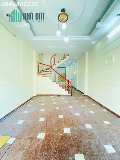 Nhà phân lô phố Nguyễn Thị Định, Cầu Giấy, Kinh doanh tốt, dòng tiền 40 triệu/ tháng.