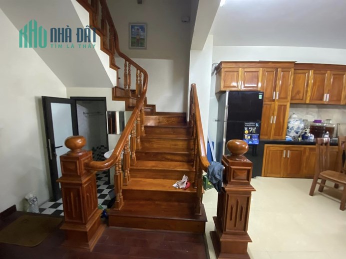 Biệt thự siêu đảng cấp trên nam hồng.full thiết kế bên trong, 83m*4 tầng giá bán rộng 5 tỷ