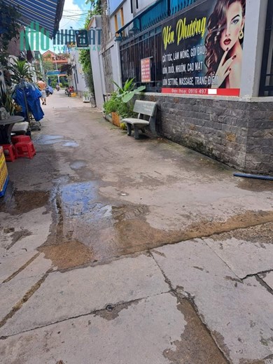 Nhà Hẻm ôtô Quận 7, Căn góc 2 mặt tiền hẻm thoáng mát, tiện xây mới hoặc đầu tư giữ tiền