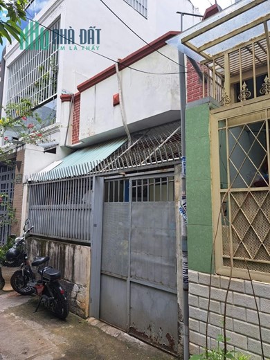 Nhà Hẻm ôtô Quận 7, Căn góc 2 mặt tiền hẻm thoáng mát, tiện xây mới hoặc đầu tư giữ tiền